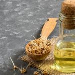 فوائد زيت جنين القمح للهالات السوداء