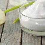 طريقة عمل كريم مرطب للبشرة الدهنية