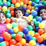 كيف أعلم أطفالي المشاركة ؟