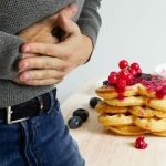 ما الأطعمة التي تسبب التهاب القولون العصبي؟