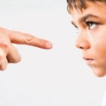 كيف أعاقب طفلي بذكاء ؟