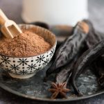 ما فوائد دبس الخروب للبشرة ؟