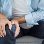 أسباب التهاب المفاصل وطرق الوقاية