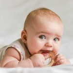 ما أعراض نقص الكالسيوم عند الأطفال؟