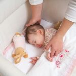 طرق تدفئة الطفل الرضيع في الشتاء