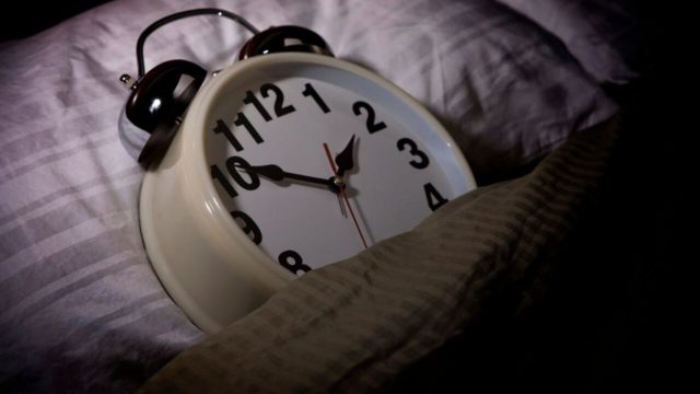 ما طرق التخلص من الأرق وقلة النوم ؟