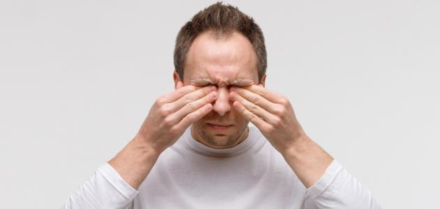 ما أسباب جفاف جفون العين وطرق العلاج ؟