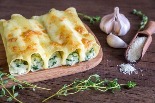 طريقة عمل كانيلوني بالبشاميل