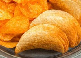 طريقة عمل رقائق شيبس البطاطس بالباربيكيو