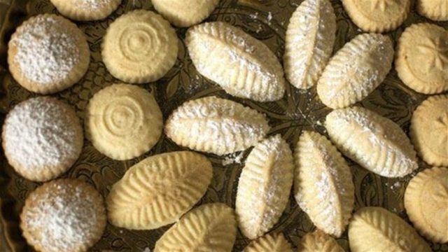 طريقة عمل معمول الفستق الحلبي اللبناني