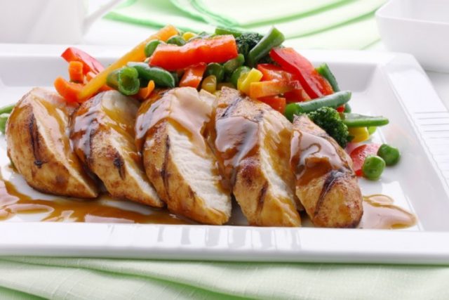 طريقة عمل دجاج مشوي بدبس الرمان