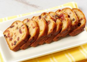 طريقة عمل كيك الفواكه باليانسون