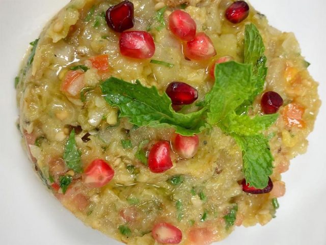 طريقة عمل سلطة الراهب