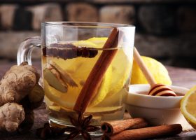 طريقة عمل مشروب القرفة والزنجبيل