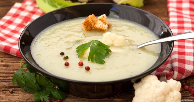 طريقة عمل حساء القرنبيط الكريمى بالكافيار