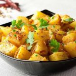 طريقة عمل سلطة بطاطس حارة