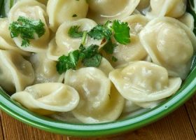 طريقة عمل عجينة الشيش برك