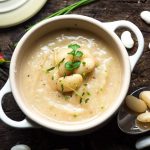 طريقة عمل شوربة الفاصوليا الحارة بالذرة