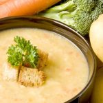 طريقة عمل شوربة البطاطس بالجزر الكريمى
