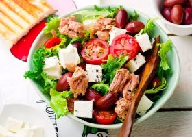 طريقة عمل سلطة التونة المكسيكية