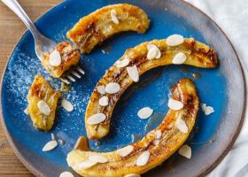 طريقة عمل الموز بالعسل والقرفة