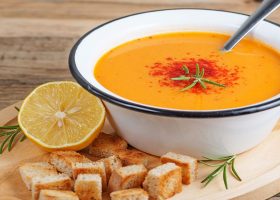 طريقة عمل شوربة العدس اليمنية