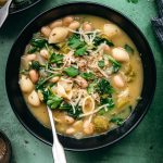 طريقة عمل شوربة المكرونة والسبانخ