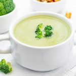 طريقة عمل شوربة البروكلى بالكرات