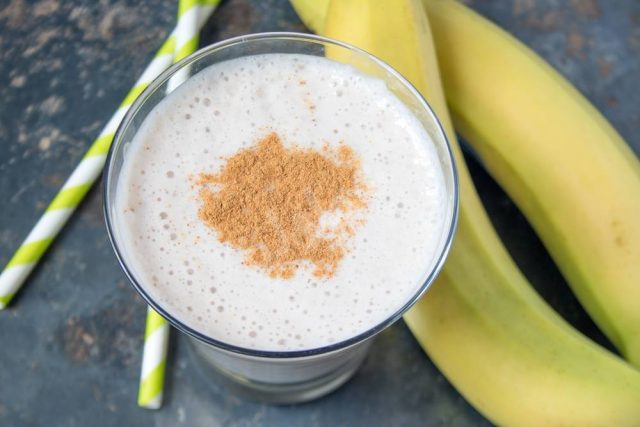 طريقة عمل عصير الموز بالقرفة للدايت