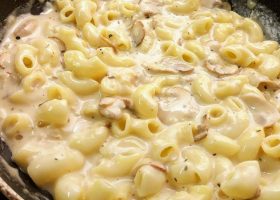 طريقة عمل مكرونة صدفية بالصوص الابيض