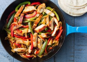 طريقة عمل فاهيتا دجاج صحية