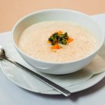 طريقة عمل شوربة الشوفان بالجزر والبطاطس