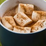 طريقة عمل مشروب القهوة بالعسل والمارشميلو
