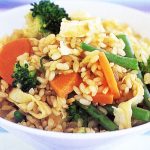 طريقة عمل أرز بنى بالخضروات للدايت