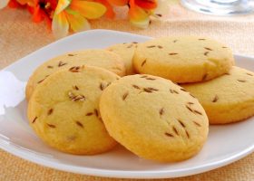 طريقة عمل بسكويت اليانسون بدون بيض