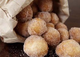 طريقة عمل حلى كرات القرفة المقلية