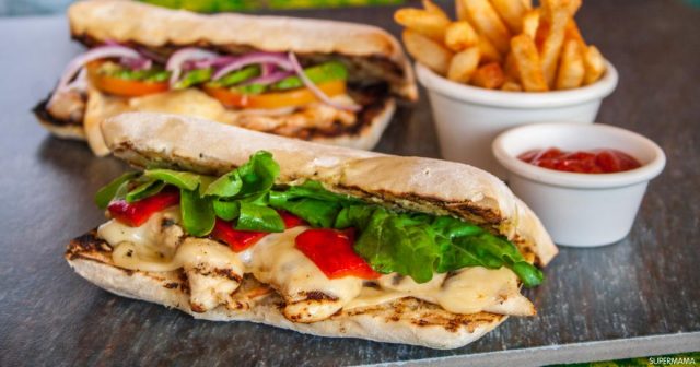 طريقة عمل ساندويش الدجاج بالكريمة والاعشاب