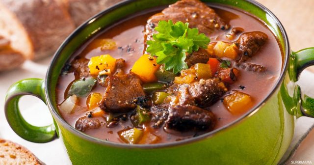 طريقة عمل شوربة الخضار بقطع اللحم