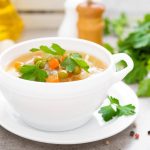 طريقة عمل شوربة الخضار بالفلفل الالوان