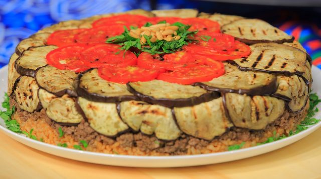 طريقة عمل مقلوبة الارز البني للرجيم