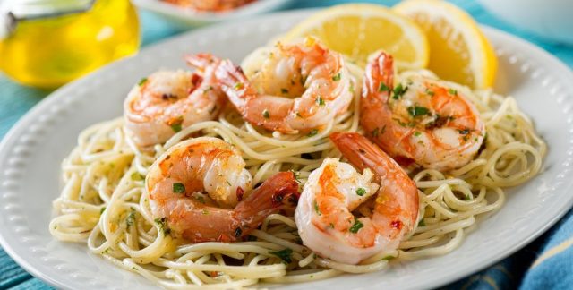 طريقة عمل مكرونة بالجمبري للرجيم