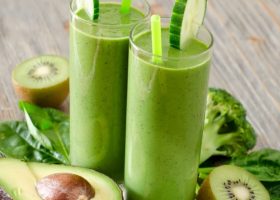 طريقة عمل سموثي الأفوكادو والكيوي للدايت