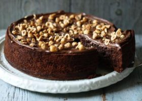 طريقة عمل كيكة الموز بالنوتيلا