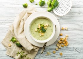 طريقة عمل شوربة بروكلي بالشوفان