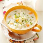 طريقة عمل شوربة البطاطس والرومي الحار