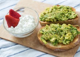 طريقة عمل حلى الفواكه بالأفوكادو