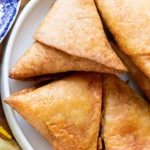 طريقة عمل سمبوسة بالبيض المسلوق