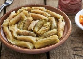 طريقة عمل محشي ملفوف بدون لحم