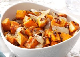 طريقة عمل سلطة البطاطس الحلوة بالجوز