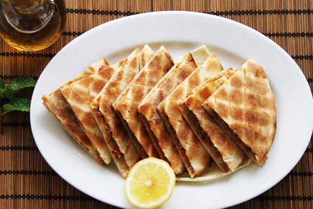 طريقة عمل عرايس اللحم والحمص